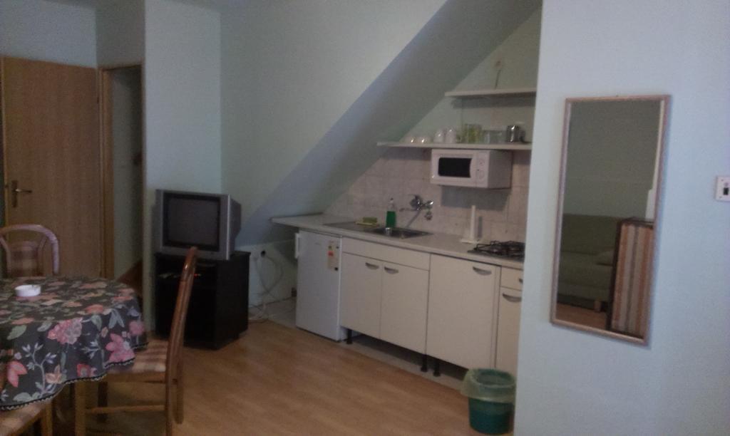 סלאבונסקי ברוד Apartments & Rooms Korzo חדר תמונה