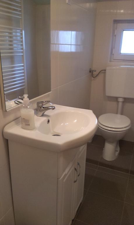 סלאבונסקי ברוד Apartments & Rooms Korzo חדר תמונה