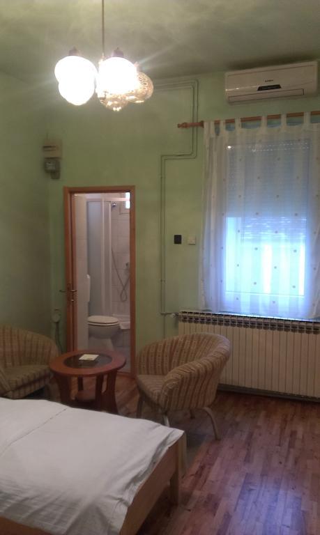 סלאבונסקי ברוד Apartments & Rooms Korzo חדר תמונה