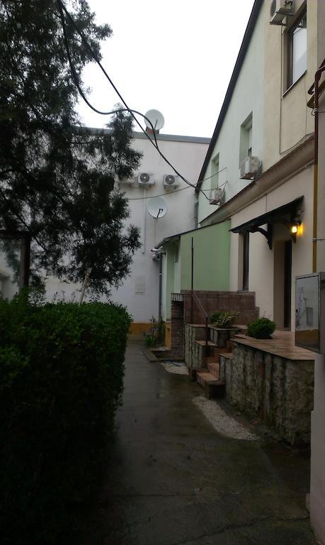 סלאבונסקי ברוד Apartments & Rooms Korzo מראה חיצוני תמונה